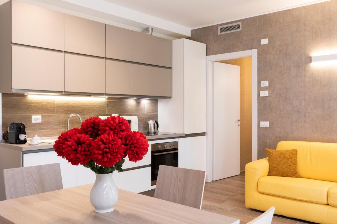 West Milan - Modern And Comfortable Apartment Exterior foto